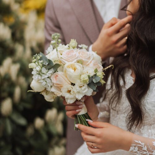23 Frugal Tips for Wedding Planning on a Budget